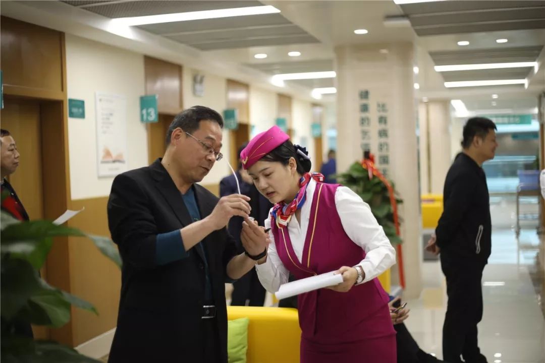 嘉峪关24小时套医保卡(北京医保卡使用指南)